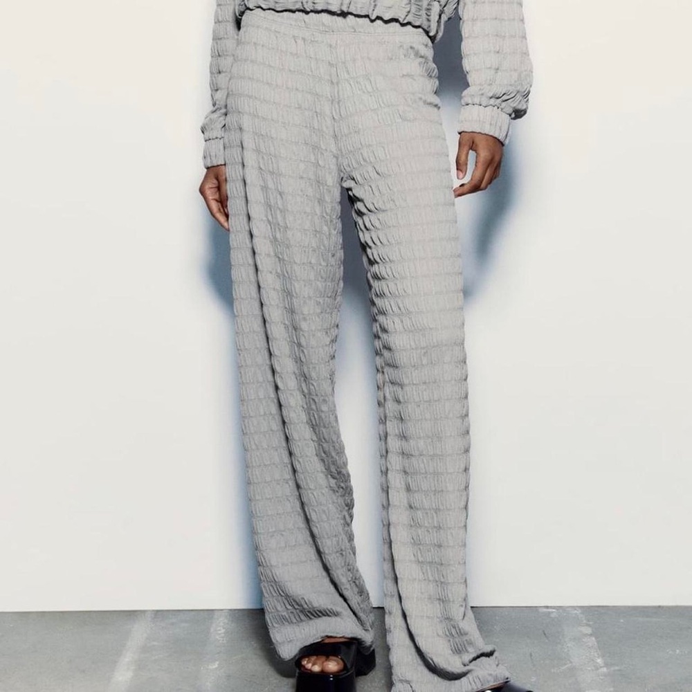 NWT Zara Textured ruched gray bomber jacket & wide leg pants coord set medium L - Picture 2 of 8